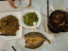 -新一家农家菜(华景新城店)