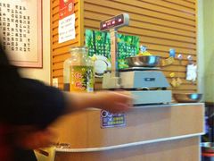 -三顾冒菜·麻辣烫(万达店)