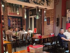 大堂-辣不二地道川菜(汉水路店)