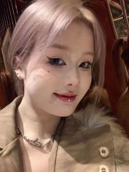 -V8潮牌·接发烫染连锁