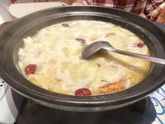 -松哥油焖大虾.小龙虾.黑鸭煲(海岸城店)