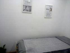 -玉颜皮肤管理化妆品体验馆