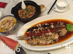 -巴陵全鱼席(湖南老字号汴河街店 )