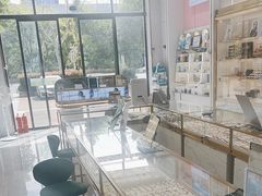 -世纪大明眼镜·蔡司战略授权店(汉街店)