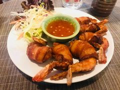 -Dash Teak House