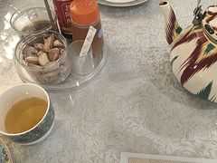-汗腾格里·风味餐厅(新疆驻京办店)