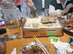 -路边羊烧烤酒场(宝带路店)