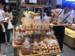 零售区-山崎面包(苏州中心店)
