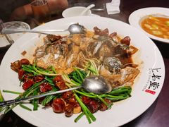 葱焖鱼头-上名堂·鱼头好吃(体育场路店)