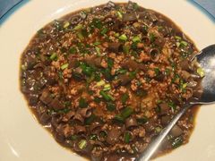 -乔家小院•非遗驴肉•青岛菜(滨河路店)