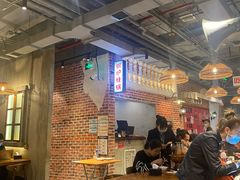 大堂-炉小二铜锅牛蛙•川湘菜(三里屯店)