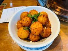 孜然小土豆-炉小二铜锅牛蛙•川湘菜(三里屯店)