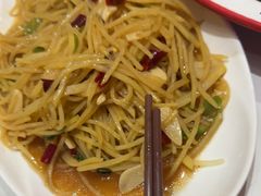 -鲁南仔·滕州炒鸡(经三路店)