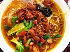 香辣肥肠粉-老南昌粉面馆(绳金塔店)