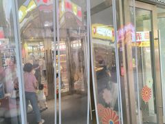 -百联临沂购物中心(临沂路店)