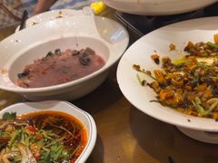 -钵家大院·地道湖北菜(江夏·大花岭店)