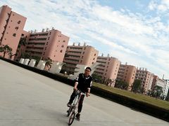 -五邑大学