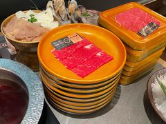 -牛YO寿喜烧·铁板烧和牛火锅自助(市府恒隆店)