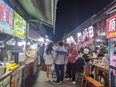 -大学城夜市大排档(凤栖路店)
