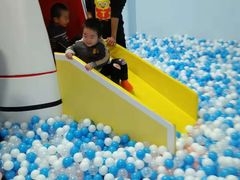 -小门牙好性格托育(北外滩中心)