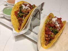 墨西哥烤鸡肉沙拉和玉米脆饼-Deer Park鹿园西餐(仁恒置地广场店)