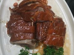 荔枝木烧鹅-东江渔村·古典园林·30年粤菜老字号(太和店)