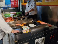 -海燕家人灌蛋饼(凤凰街店)