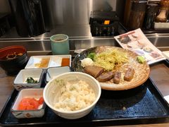 -牛かつもと村(原宿店)