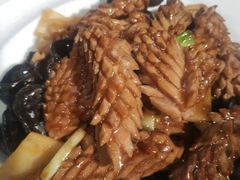 -泉畔人家·老济南经典鲁菜(大明湖店)