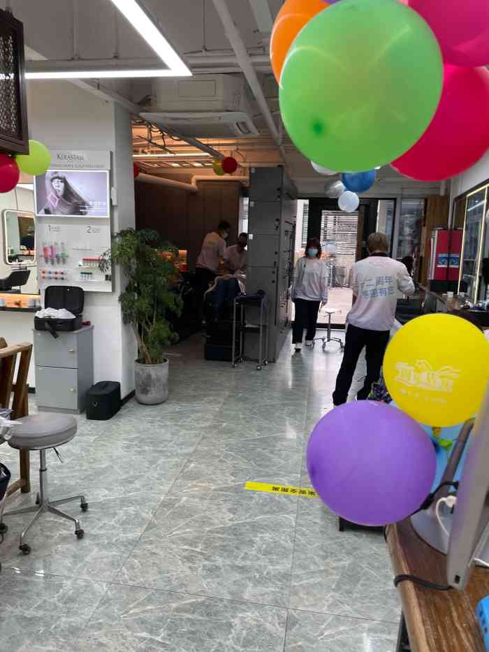 mj style 烫染沙龙(中关村食宝街总店)