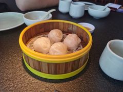 -蝴蝶里·粤菜·点心(滨江龙湖店)