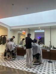 点击看大图 -理昂男士理发店 Barber shop