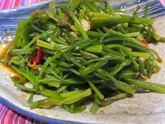 -香巴拉云南餐厅(华莱坞店)