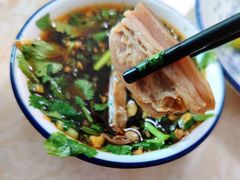 -墨脱石锅椰子鸡•香草鸭•东山羊(大东海店)