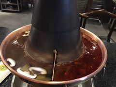 -羊家胡同·龙虾烧烤火锅(龙汇路店)