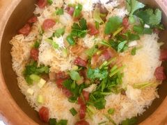腊味煲仔饭-润泽园海南椰子鸡·糟粕醋火锅(拱北店)