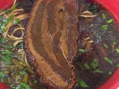 -小龙大肉面馆
