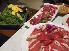 -贵府酸汤牛肉火锅·贵州老字号(飞山街店)