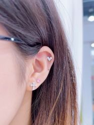 -艺耳美专业穿耳洞打耳洞穿孔