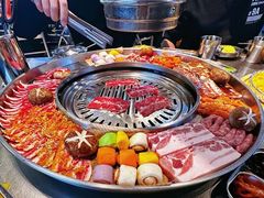 -哈哈碳都·牛肋条无限自助烤肉(台江万达店)