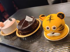 -Salon de The de Joel Robuchon(外滩18号店)