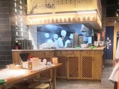 -馋三尺蟹粉小笼(人民广场店)