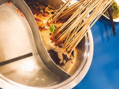-马路边边串串香形象店(磐石路店)