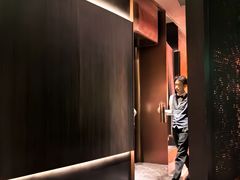 -左庭右院鲜牛肉火锅黑金店(陆家嘴中心店)