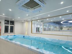 -月儿湾儿童游泳成长中心