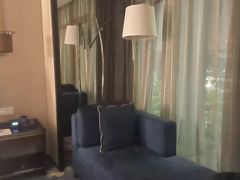 -广州白云机场雅高铂尔曼大酒店