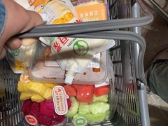 -胖东来生活广场(健康路店)