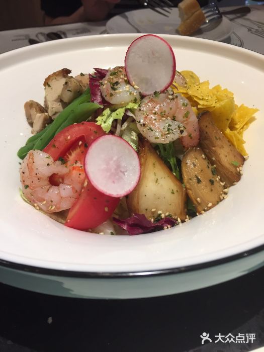 西堤牛排(龙德广场店)鸡肉大虾鲜蔬波奇碗图片