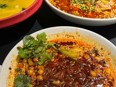 -麻六记(凤凰汇店)