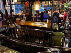 -城墙拐拐火锅(三峡广场黑金冠店)